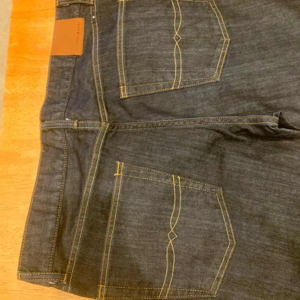 New without tags Lucky Brand Jeans - Picture 4 of 6